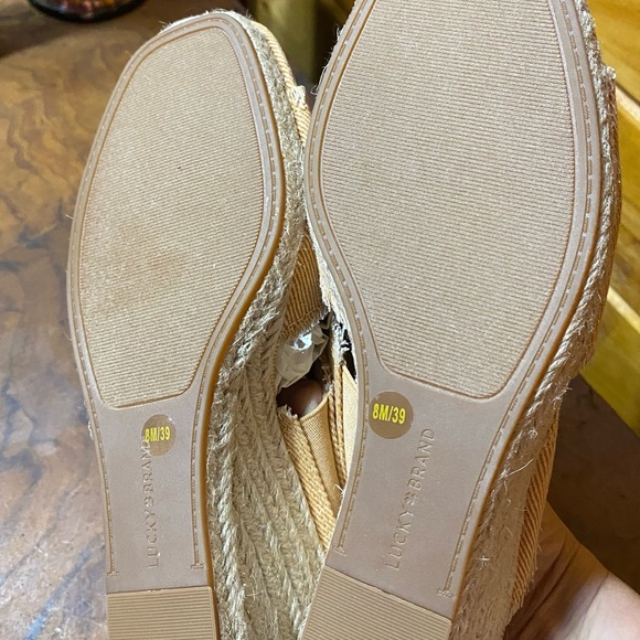 NWOT LUCKY BRAND WEDGE ESPADRILLES SIZE 8 IN PEACHY - Picture 6 of 6